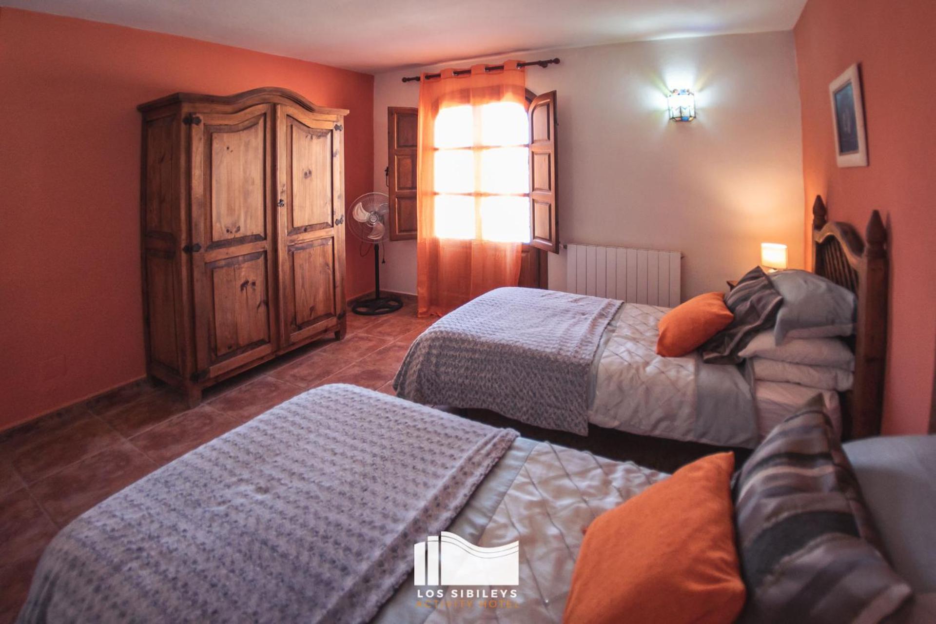 Hotel Los Sibileys Энарес Экстерьер фото